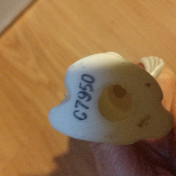 CR VINTAGE PORCELAIN BISQUE Angel Adoring & Adorable - Picture 5 of 6